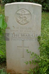 TRINCOMALEE WAR CEMETERY - TAYLOR, CHARLES HENRY